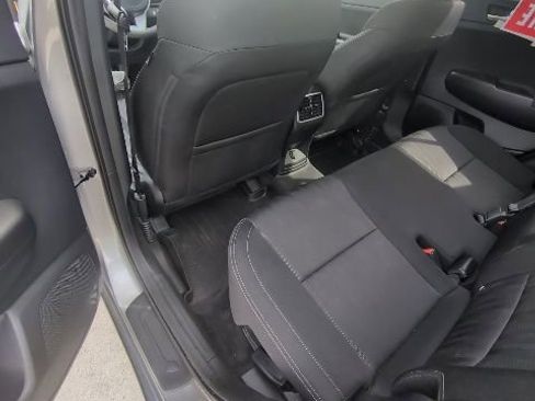 Used 2022 Kia Sportage LX image 15