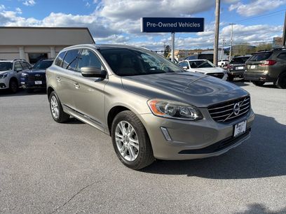 Used 2016 Volvo XC60 T5 Premier w/ Climate Package