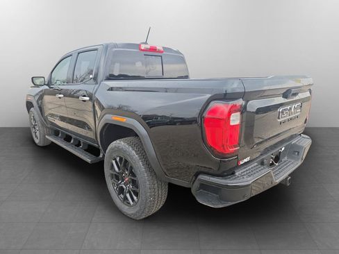 New 2026 GMC Canyon Denali w/ LPO, Denali Black Edition image 9