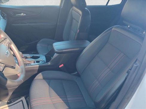 Used 2024 Chevrolet Equinox RS image 15