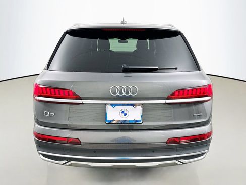 Used 2021 Audi Q7 2.0T Premium Plus w/ Premium Plus Package AWD/4WD image 6