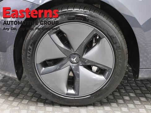 Used 2018 Tesla Model 3 RWD image 26