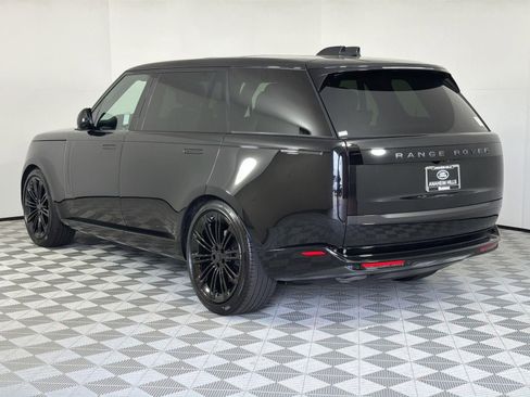 New 2026 Land Rover Range Rover Long Wheelbase SE AWD/4WD image 3