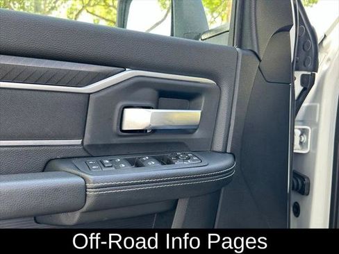Certified 2026 RAM 2500 Big Horn AWD/4WD image 32