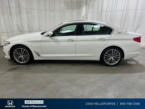 Used 2018 BMW 530e xDrive w/ Premium Package 2 image 5