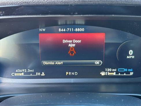 Used 2022 Lincoln Aviator Grand Touring w/ Equipment Group 301A image 28