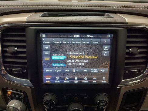 Used 2018 RAM 1500 Laramie Longhorn image 21