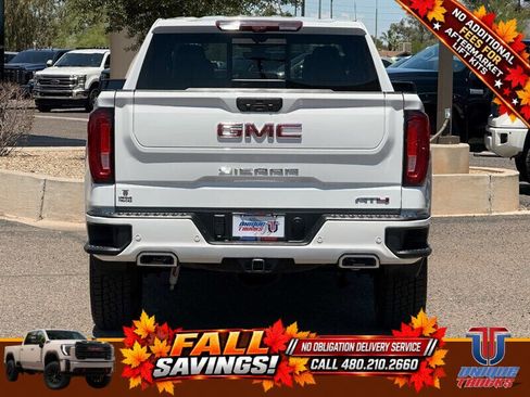 Used 2021 GMC Sierra 1500 AT4 w/ AT4 Value Package AWD/4WD image 9