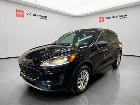 Used 2022 Ford Escape SE w/ Convenience Package image 1