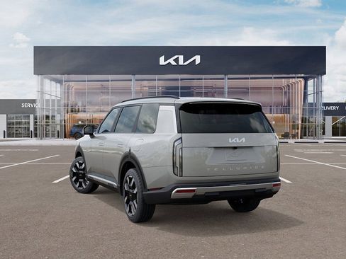 New 2027 Kia Telluride S image 4