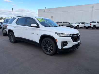 Used 2023 Chevrolet Traverse RS