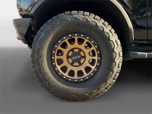 Used 2022 Ford Bronco Outer Banks image 15