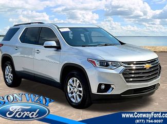 Used 2021 Chevrolet Traverse LT FWD video 1