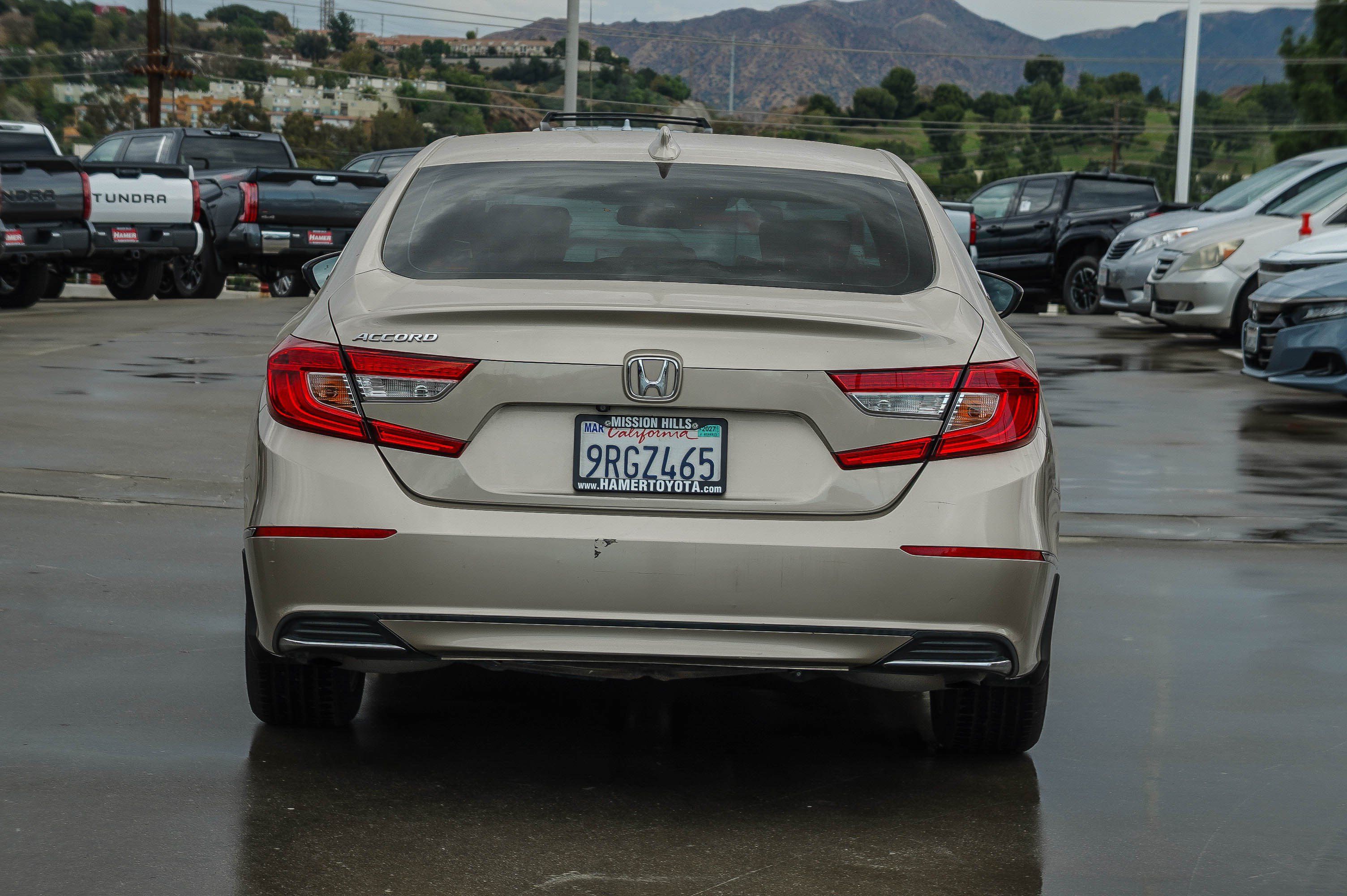 Used 2018 Honda Accord EX image 6