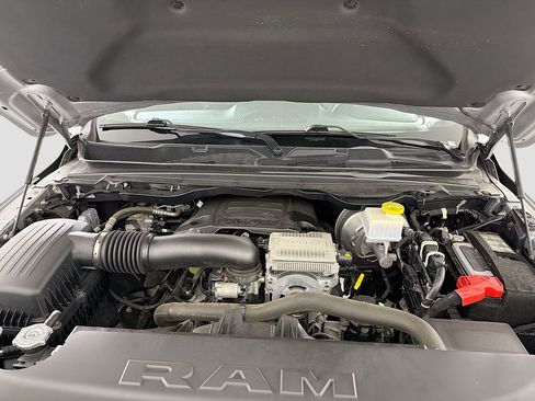 Used 2024 RAM 1500 Laramie image 32