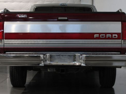 Used 1990 Ford F150 2WD Regular Cab image 25