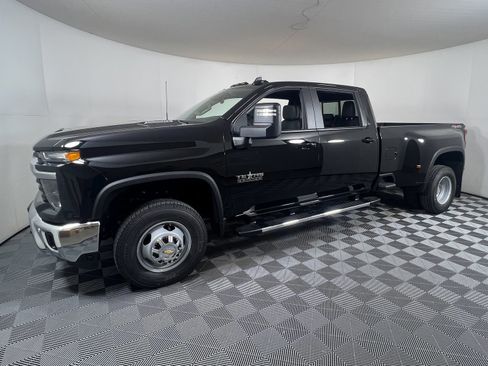New 2026 Chevrolet Silverado 3500 LT w/ Texas Edition image 2