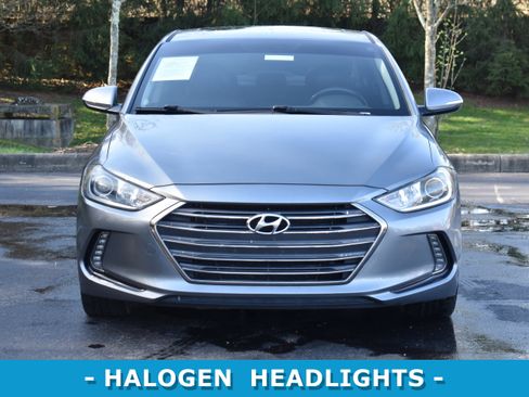 Used 2017 Hyundai Elantra Limited w/ Limited Tech Package 04 image 2