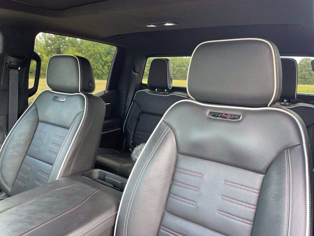 Used 2024 GMC Sierra 1500 AT4X AWD/4WD image 31