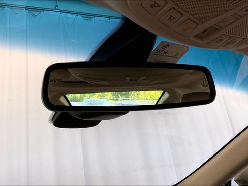 Used 2018 Lincoln MKZ Reserve w/ Technology Package FWD image 17