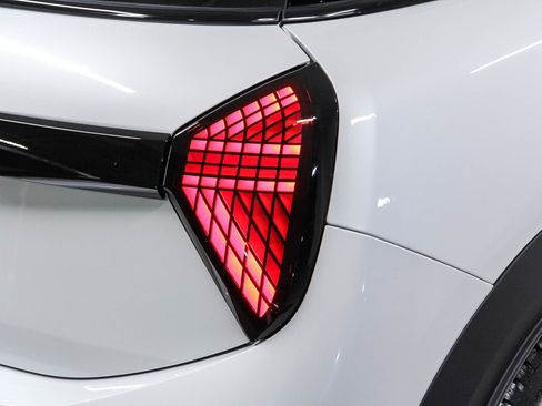 New 2026 MINI Cooper 2-Door Hardtop image 7