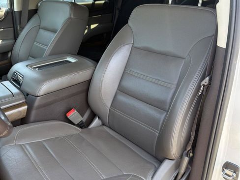 Used 2018 GMC Yukon Denali w/ Denali Ultimate Package AWD/4WD image 11
