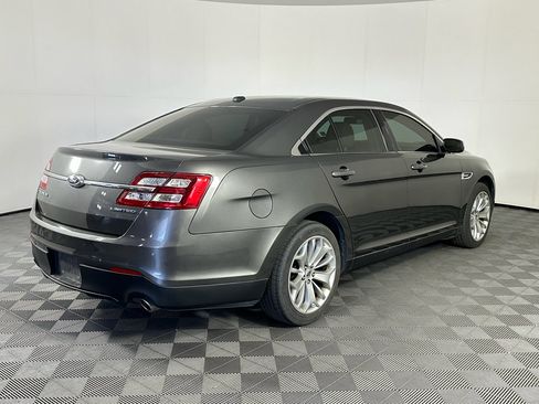 Used 2015 Ford Taurus Limited w/ Equipment Group 301A FWD image 5