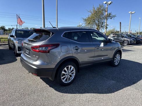 Certified 2022 Nissan Rogue Sport SV w/ Technology Package image 4