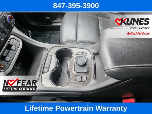 Used 2023 GMC Acadia SLT FWD image 53