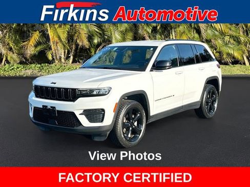 Used 2023 Jeep Grand Cherokee Altitude image 1