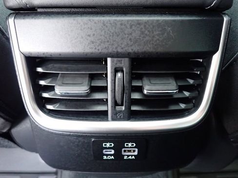 Used 2023 Subaru Outback Premium image 14