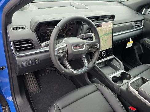 New 2026 GMC Terrain Elevation w/ Elevation Premium Package AWD/4WD image 16