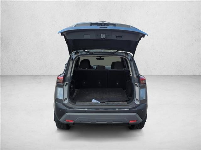 Used 2023 Nissan Rogue SV FWD image 9