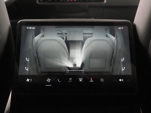 Used 2026 Tesla Model Y Long Range AWD/4WD image 23