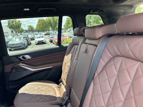 New 2027 BMW X7 xDrive40i w/ M Sport Package AWD/4WD image 33