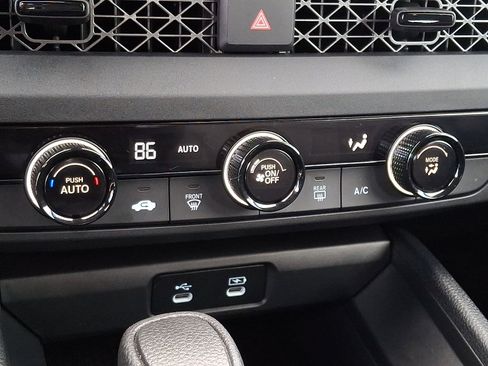 Certified 2025 Honda Accord LX image 19