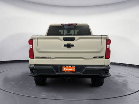 New 2026 Chevrolet Silverado 1500 ZR2 w/ LPO, Dark Essentials Package AWD/4WD image 8