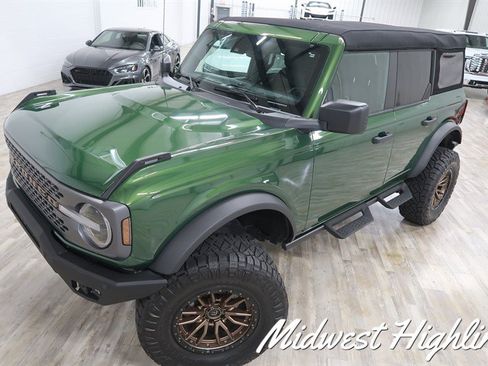 Used 2024 Ford Bronco Badlands AWD/4WD image 4