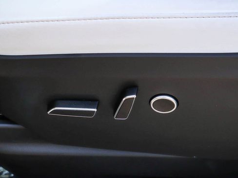 Used 2022 Tesla Model X AWD/4WD image 26