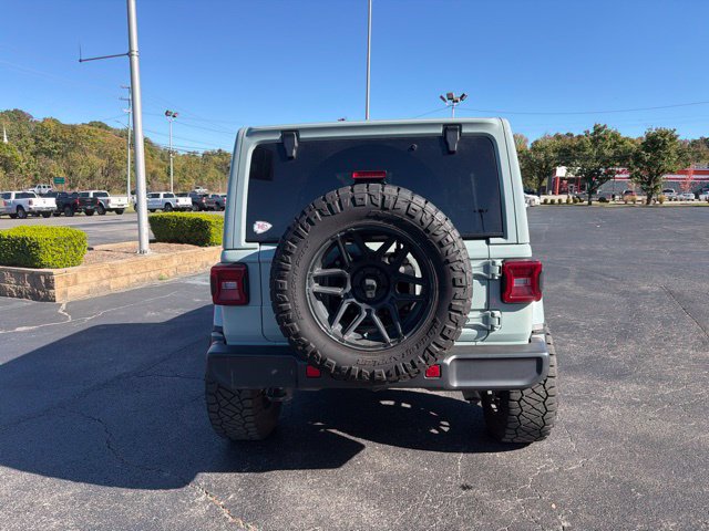 Used 2024 Jeep Wrangler Unlimited Sahara AWD/4WD image 9
