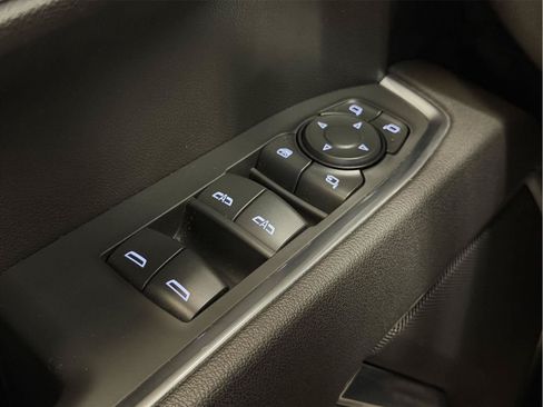 Certified 2025 GMC Sierra 1500 SLT AWD/4WD image 35