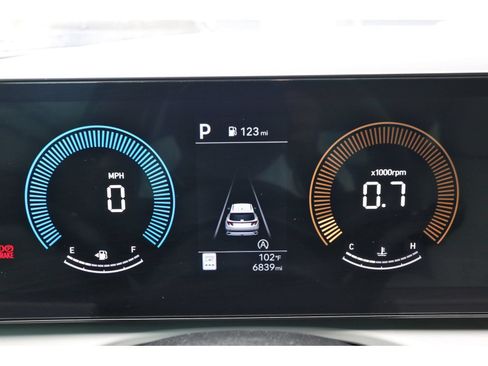 Certified 2026 Hyundai Tucson SE FWD image 16