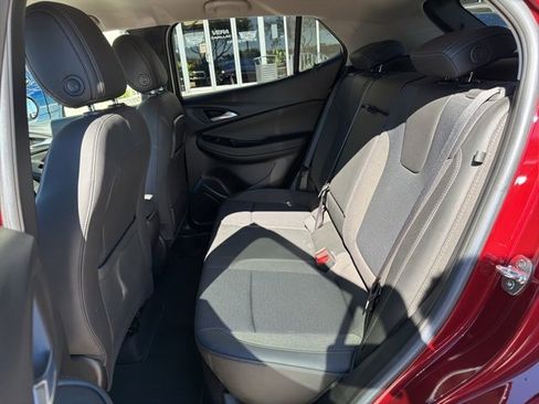 Used 2022 Buick Encore GX Select image 18