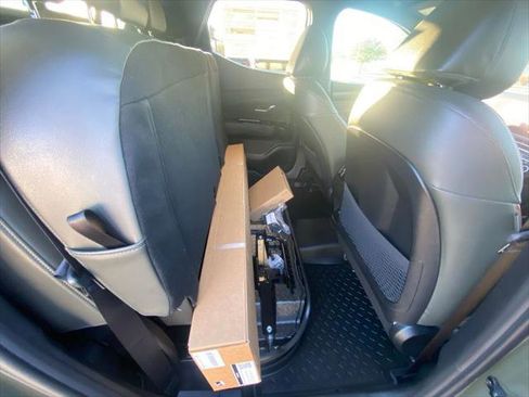 Used 2025 Hyundai Santa Cruz Limited image 15