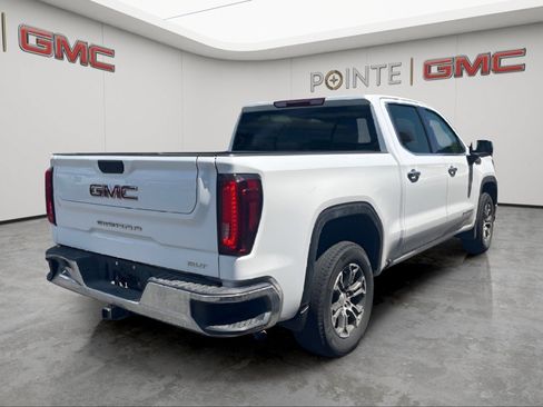 Used 2025 GMC Sierra 1500 SLT AWD/4WD image 8