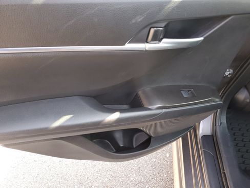 Certified 2024 Toyota Camry SE FWD image 15