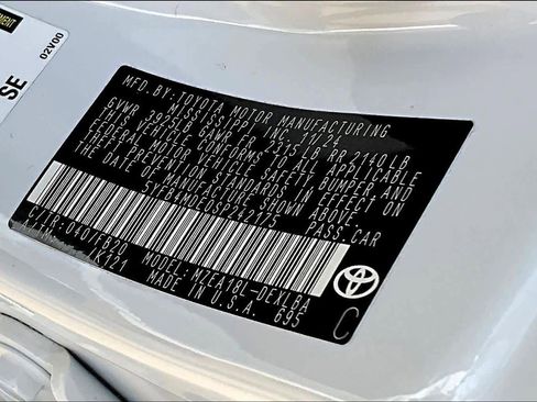 Used 2025 Toyota Corolla LE image 34