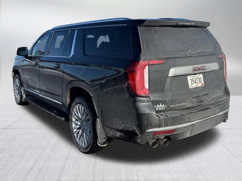 Used 2024 GMC Yukon XL Denali image 4