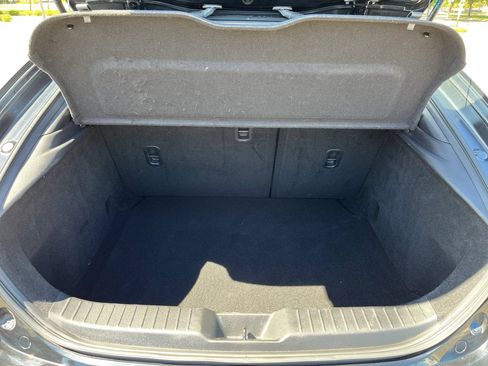 Used 2022 MAZDA MAZDA3 s FWD image 23