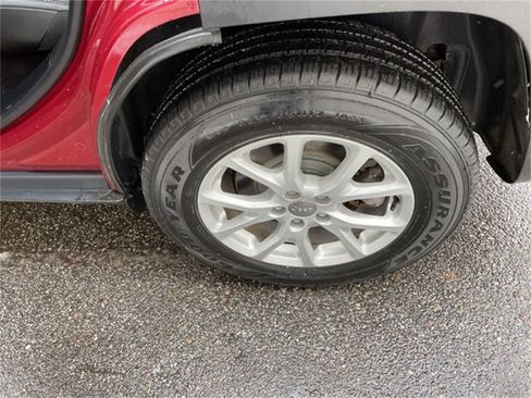 Used 2017 Jeep Cherokee Latitude w/ True North Edition image 11